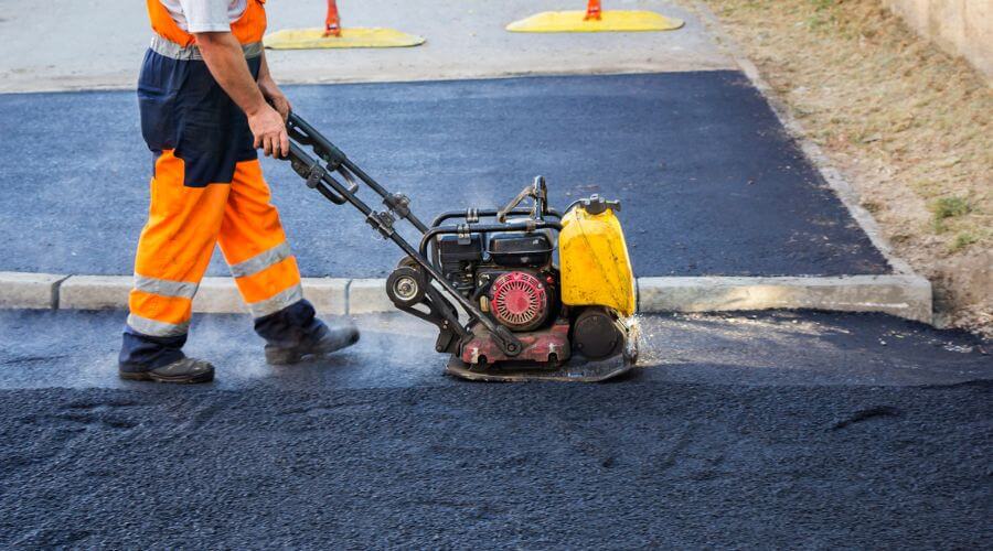 Professional gutter cleaning in Criders, VA